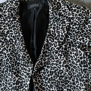 Kasper Cheetah Blazer. Size 8